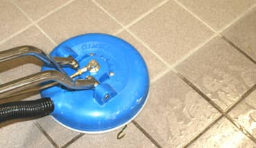 cleaning ceramic tile grout